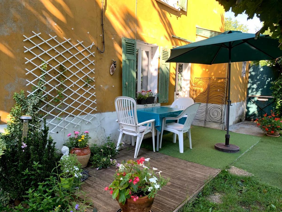 "La Petite Maison" Sainte-Foy-lès-Lyon Kültér fotó